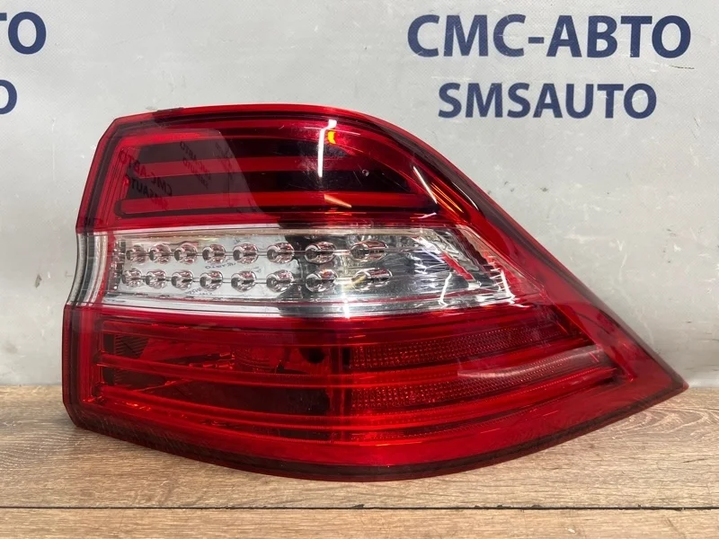 Фонарь на крыло Mercedes-Benz Ml A1669063201 W166 3.0TD, задний правый