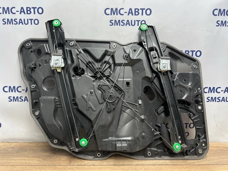 Стеклоподъемник Volkswagen Touareg 2012 7P6837462B NF CGR, передний правый