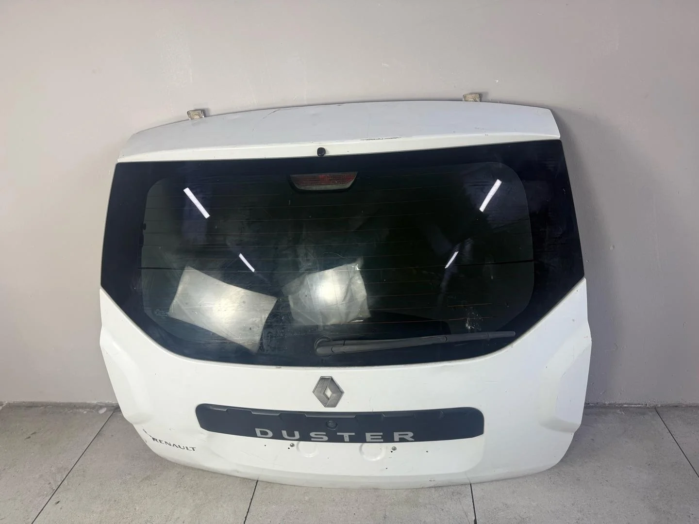 Крышка (дверь) багажника Renault Duster 2015