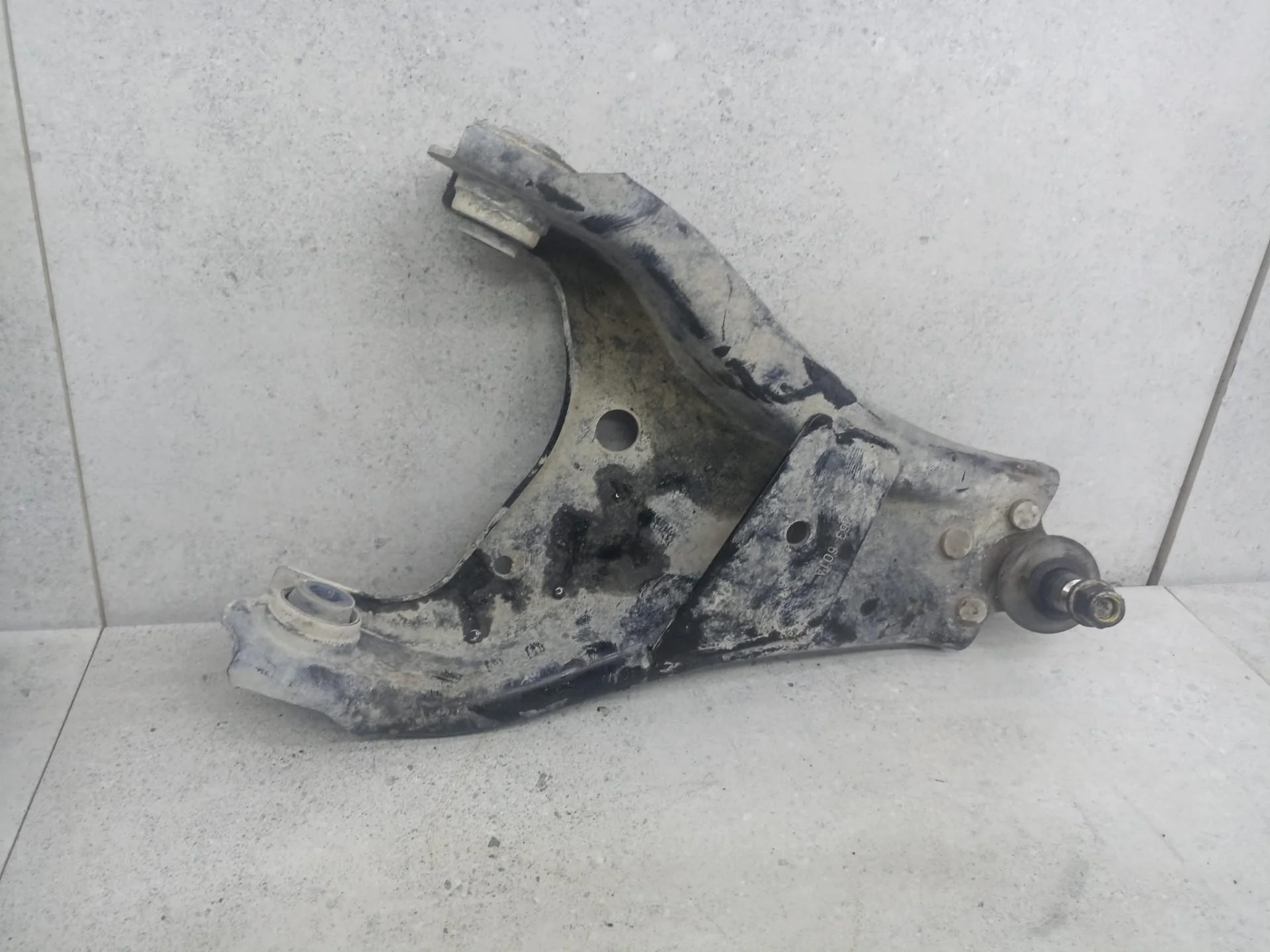 Рычаг передний правый Renault Duster 2013