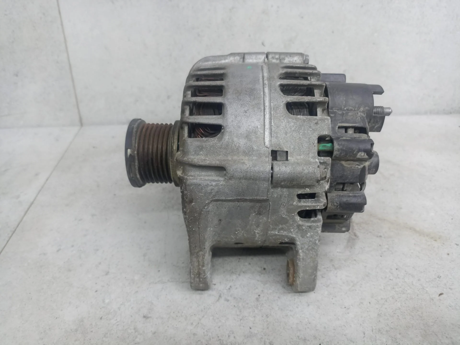 Генератор Renault Duster (2010 - 2015) 231000091R