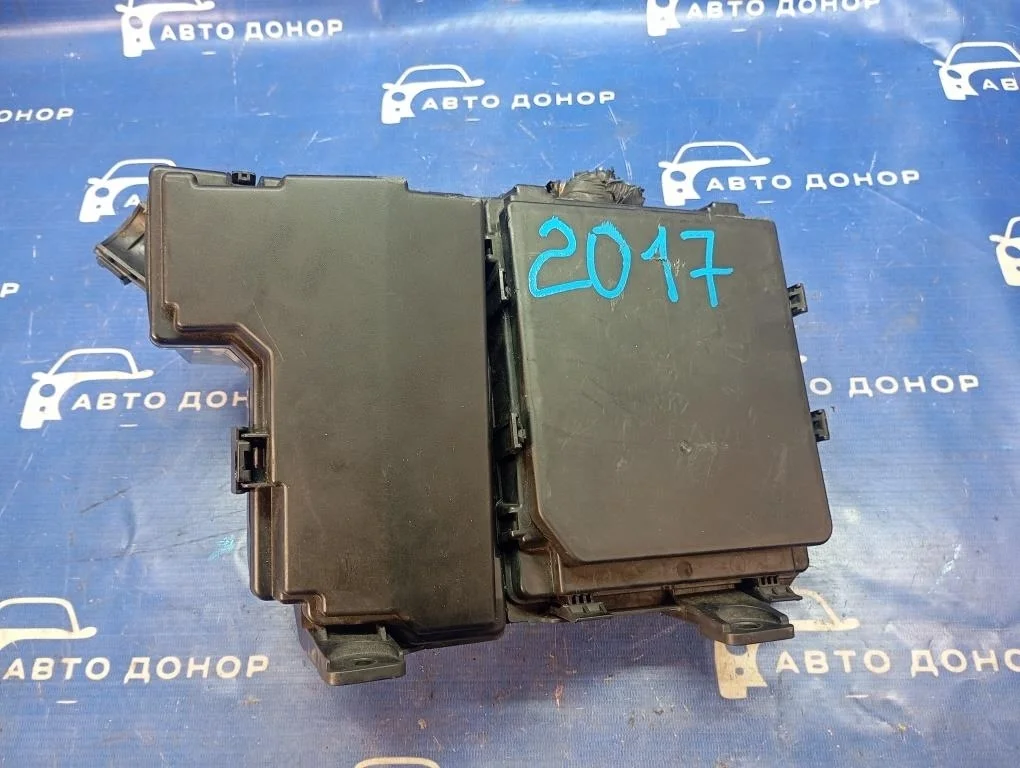 блок предохранителей NISSAN XTRAIL TNT31 QR25DE