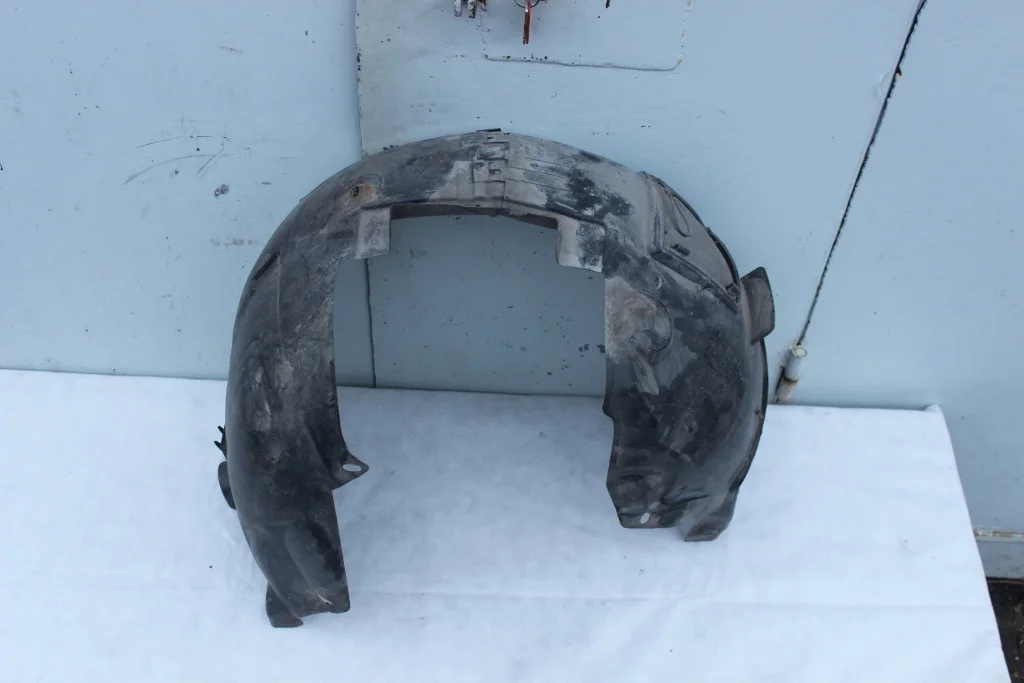 Подкрылок передний левый б/у Opel Astra H ПР17