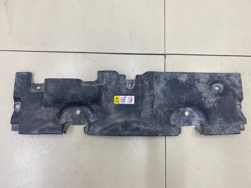 Кожух замка капота Toyota RAV4 XA50