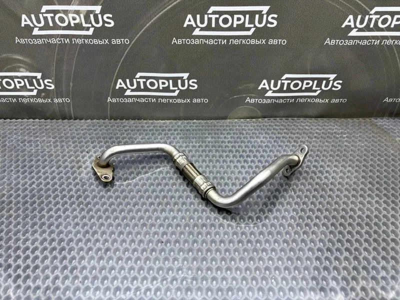 Трубка подачи масла в турбину Skoda Octavia 2011 03C145735F ЛИФТБЭК А5 1.4 CAXA