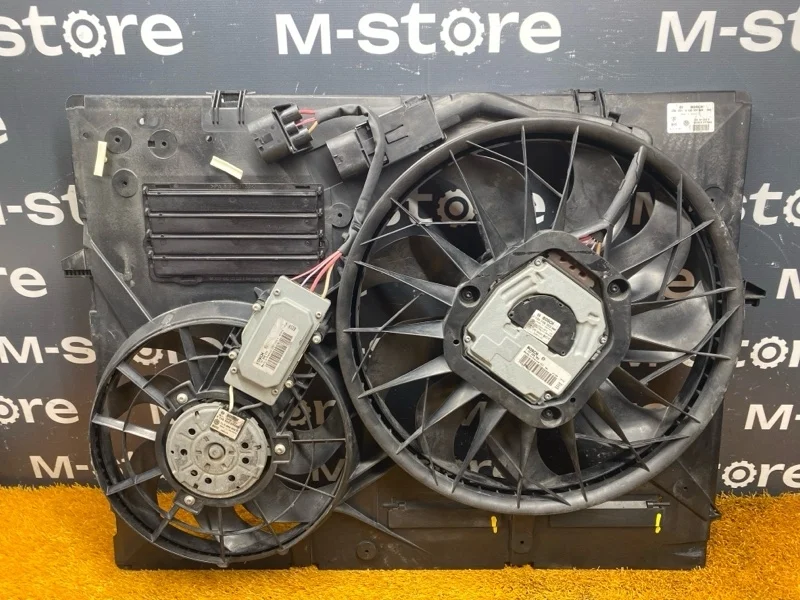 Вентилятор радиатора Audi Q7 2008 7L0121203G 4L BAR