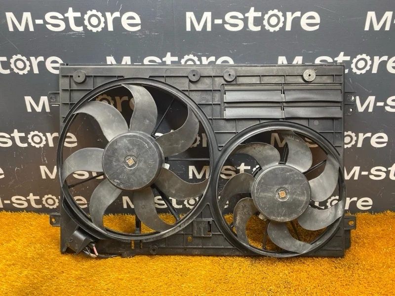 Вентилятор радиатора Audi Q7 2012 1K0121207BC 4L CJTC