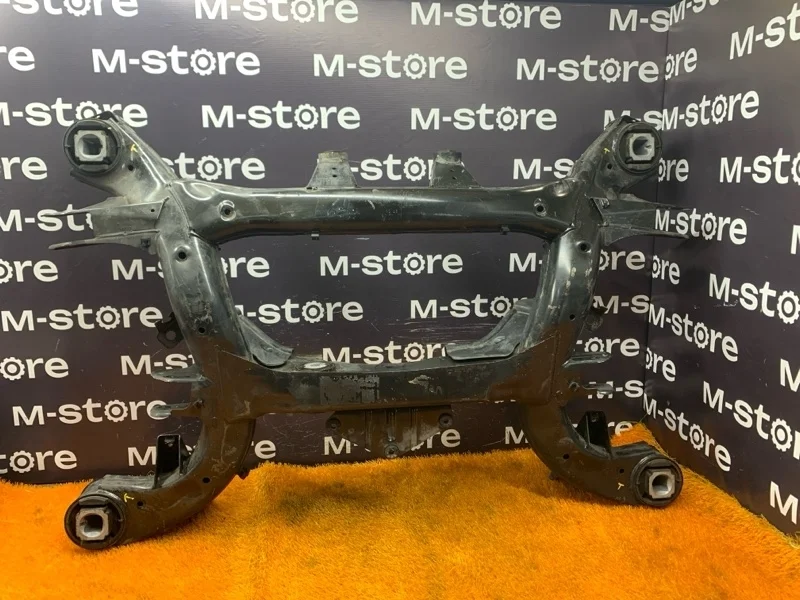 Балка поперечная (подрамник) Bmw X5 2008 33316863815 E70 N52B30A, задняя