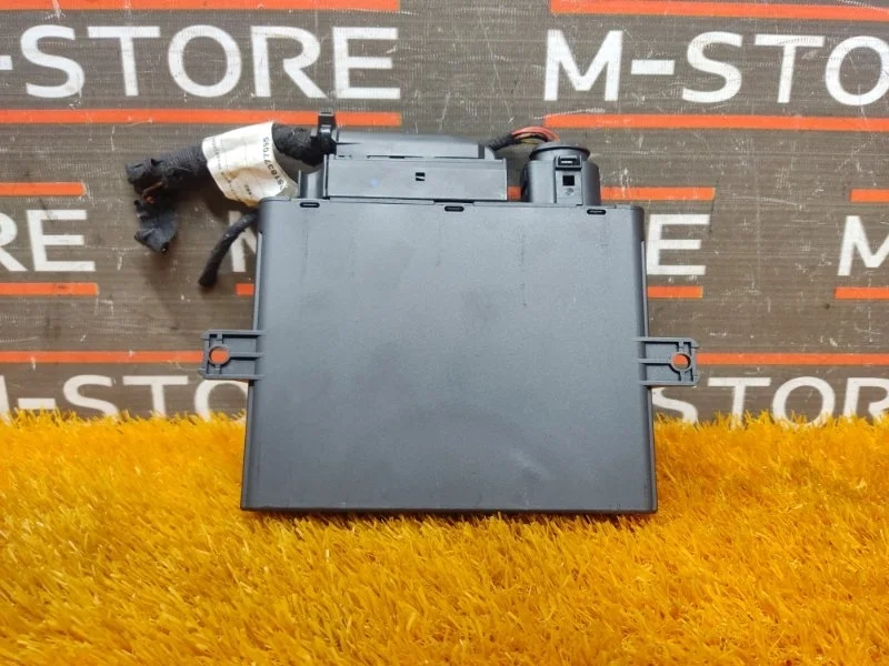 Блок управления центральным замком Volkswagen Touareg 2005 3D0909135P 7L BMV