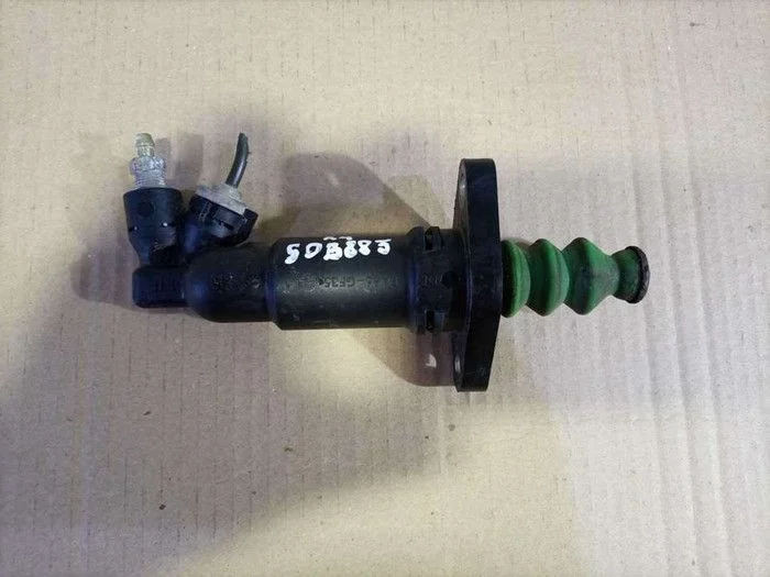 Цилиндр сцепления рабочий Skoda Octavia I рестайлинг (2000—2011)