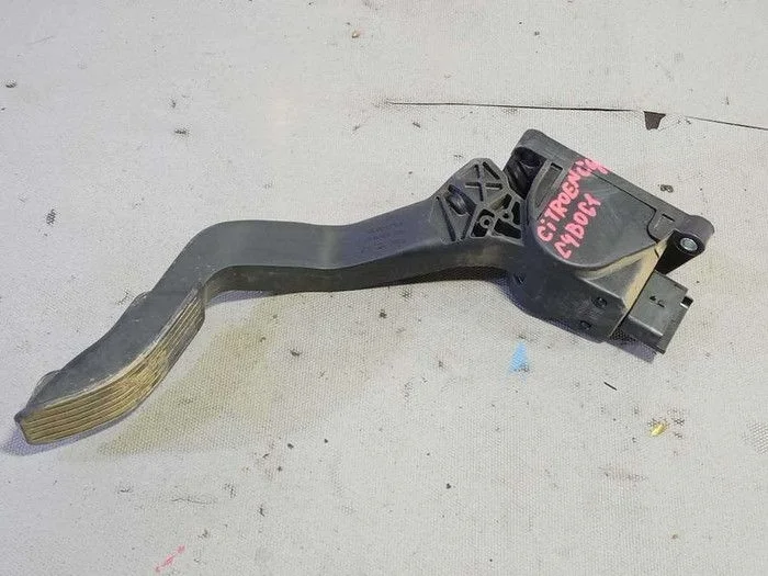 Педаль газа Citroen C4 I (2004—2014)