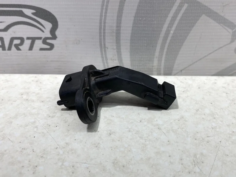 Датчик положения коленвала Mercedes-benz GLC X253