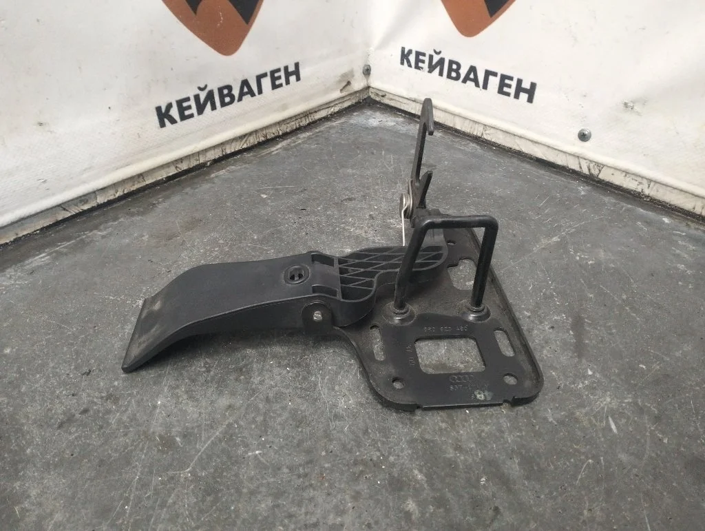 Замок капота Audi Q5 2009 B8