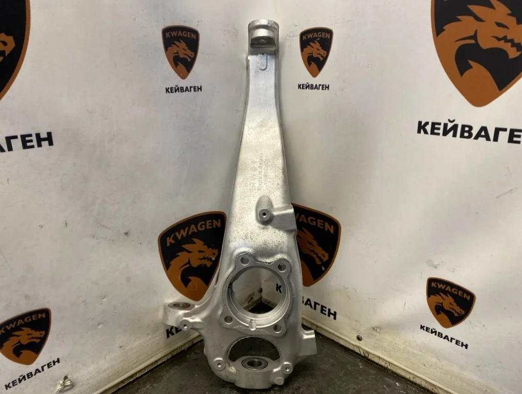 Кулак поворотный Volkswagen Touareg 2010 NF