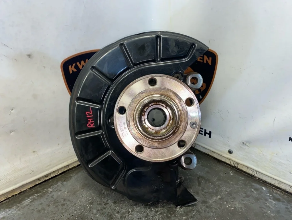 Кулак поворотный Volkswagen Tiguan 2011-2018 5N