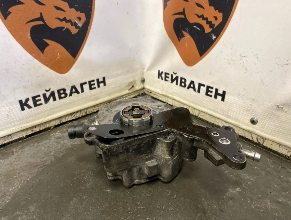Вакуумный насос Volkswagen Golf 2006 MK5