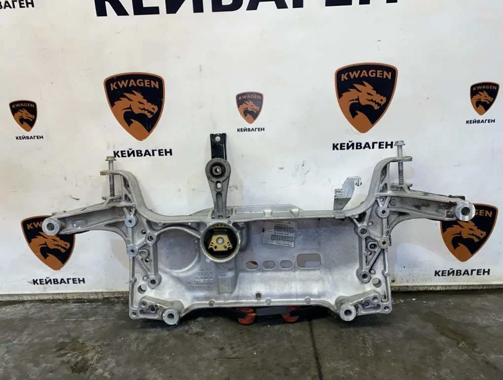 Балка подвески Volkswagen Tiguan 2011 5N