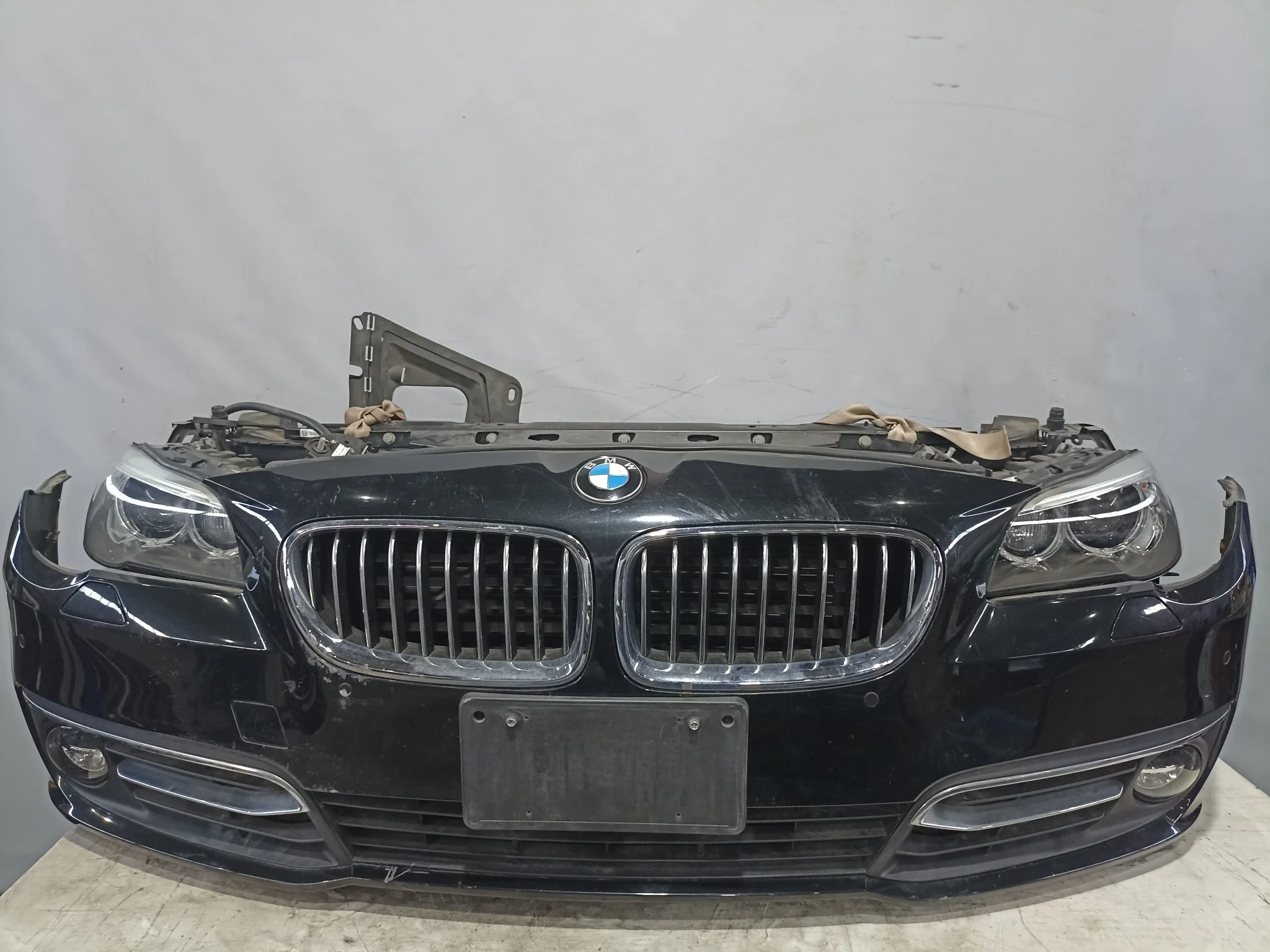 NOSECUT BMW 5-SERIES F10 F11 2 МОДЕЛЬ 51117332677 черный, LC9X KE568