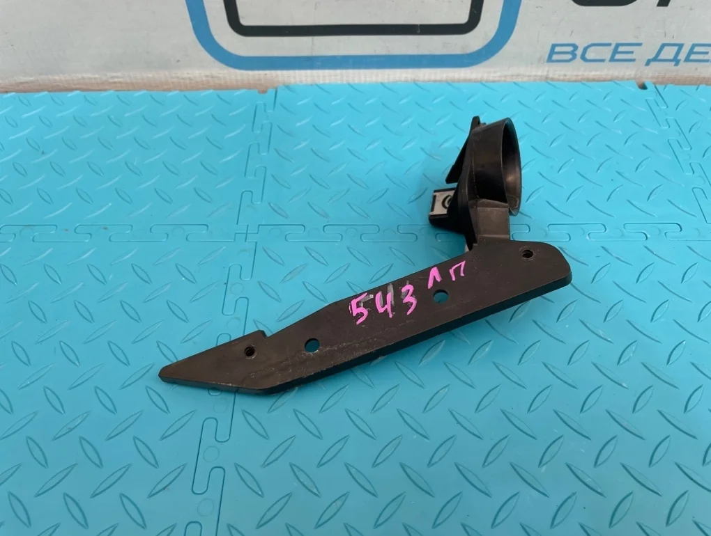 Кронштейн крыла Bmw 3-Series 2006 51117058447 E90 N46B20B 2.0, передний левый