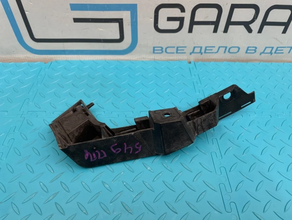 Кронштейн бампера Bmw X3 2007 51113400920 E83 N52B25A 2.5, передний правый