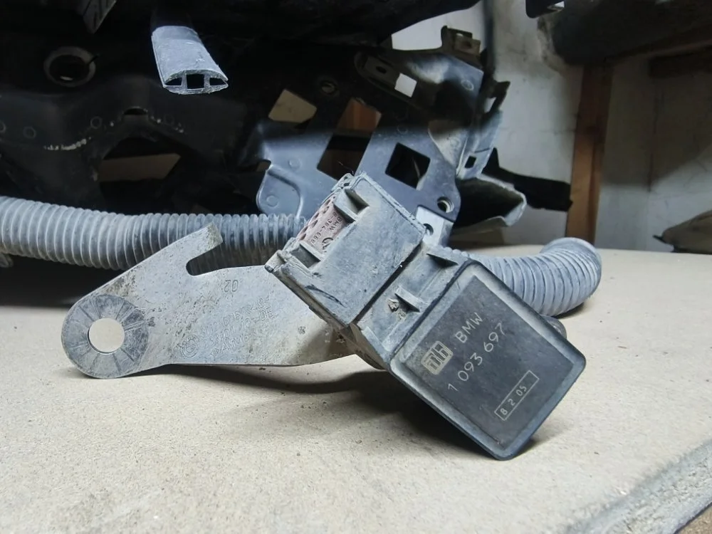 Датчик дорожного просвета Bmw 7 37146784696 E66, передний