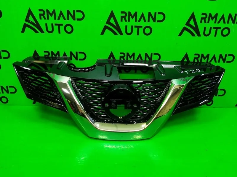 Решетка радиатора NISSAN X-TRAIL 2015 T32