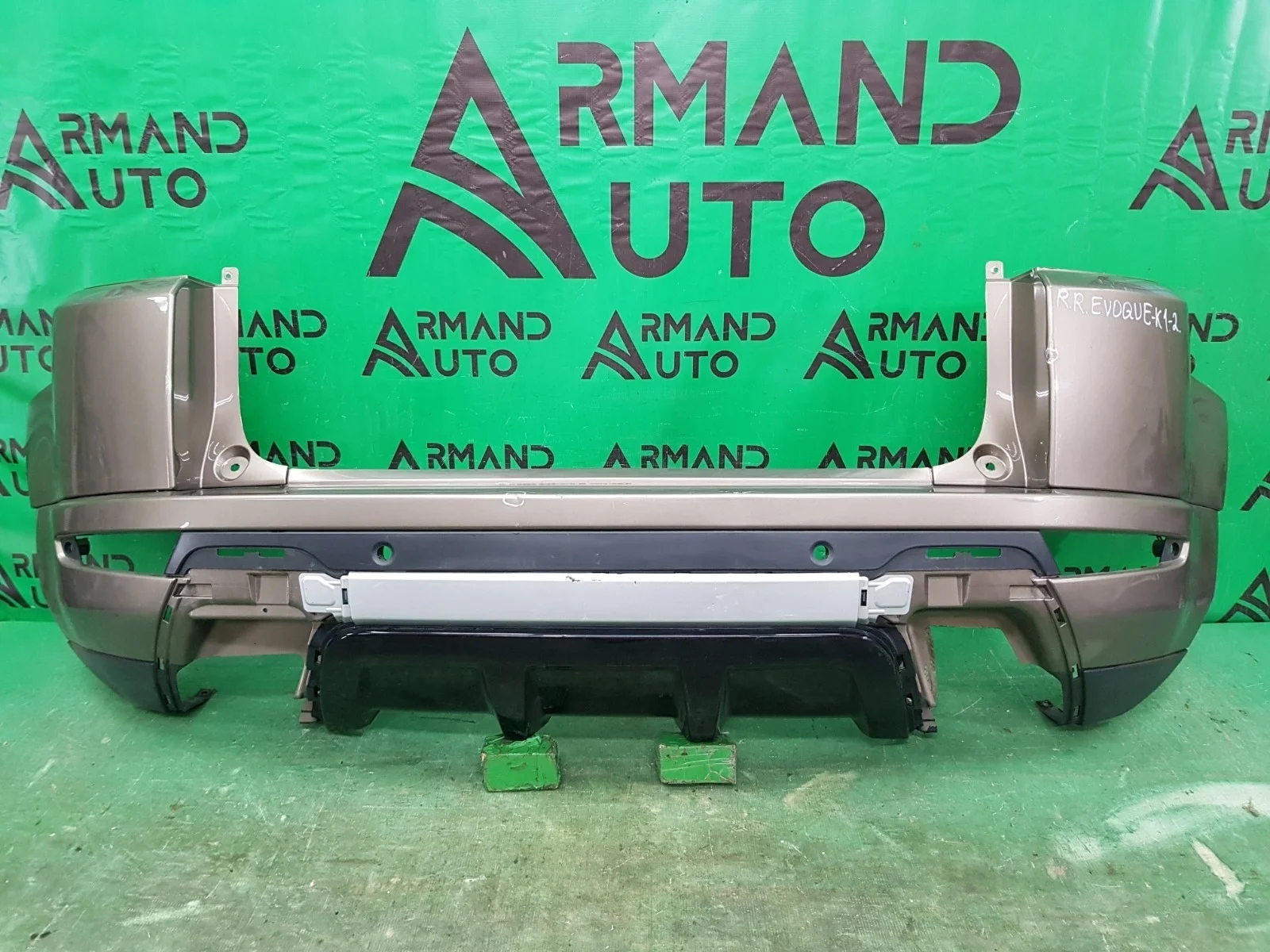 Бампер LAND ROVER RANGE EVOQUE 2011-2018