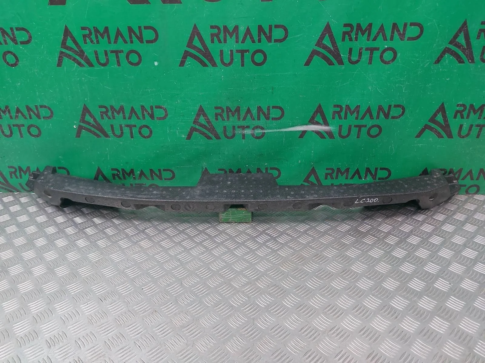 Абсорбер бампера Toyota Land Cruiser 2018-2021 200