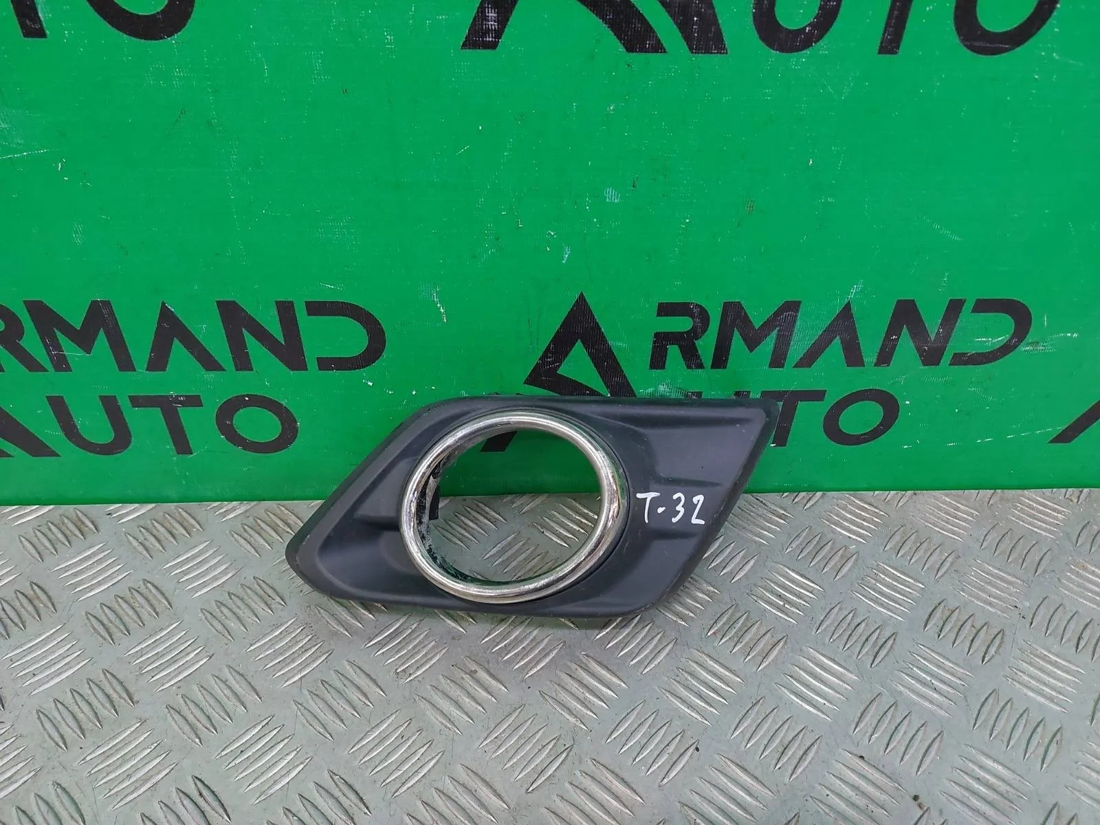 Окантовка птф Nissan X-Trail 2013-2019 T32