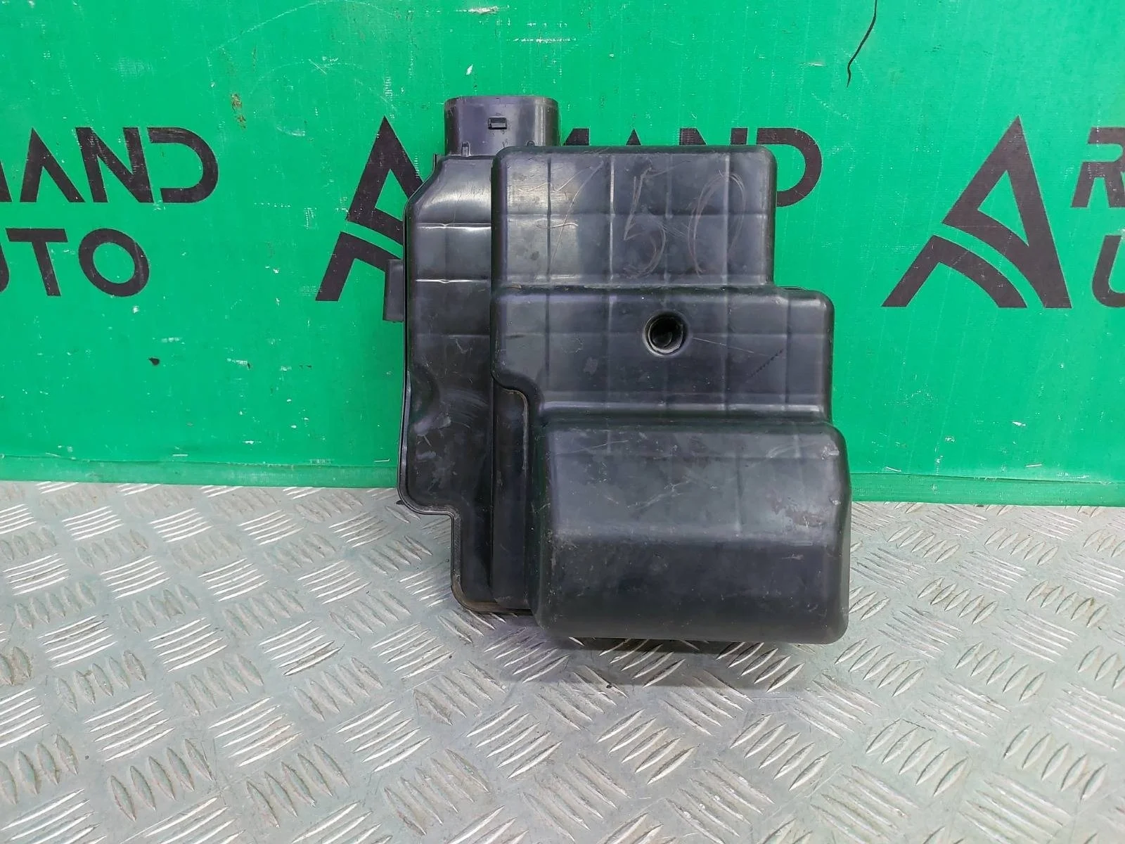 Резонатор воздушного фильтра Nissan X-Trail 2013-2022 T32