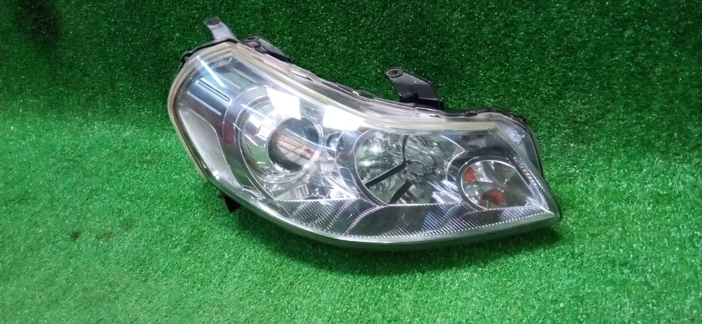 Б.у. фара SUZUKI SX4 YA11S SUZUKI SX4 YA11S
