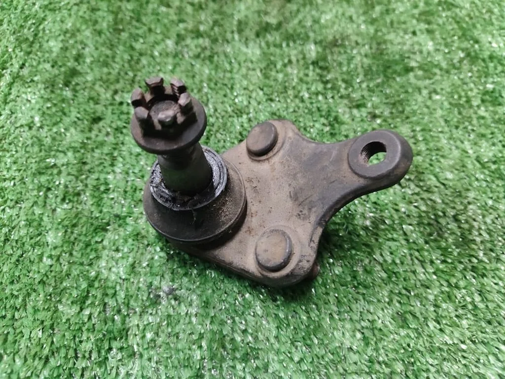 Б.у. шаровая опора TOYOTA RAV4 ACA30 TOYOTA RAV4 ACA30