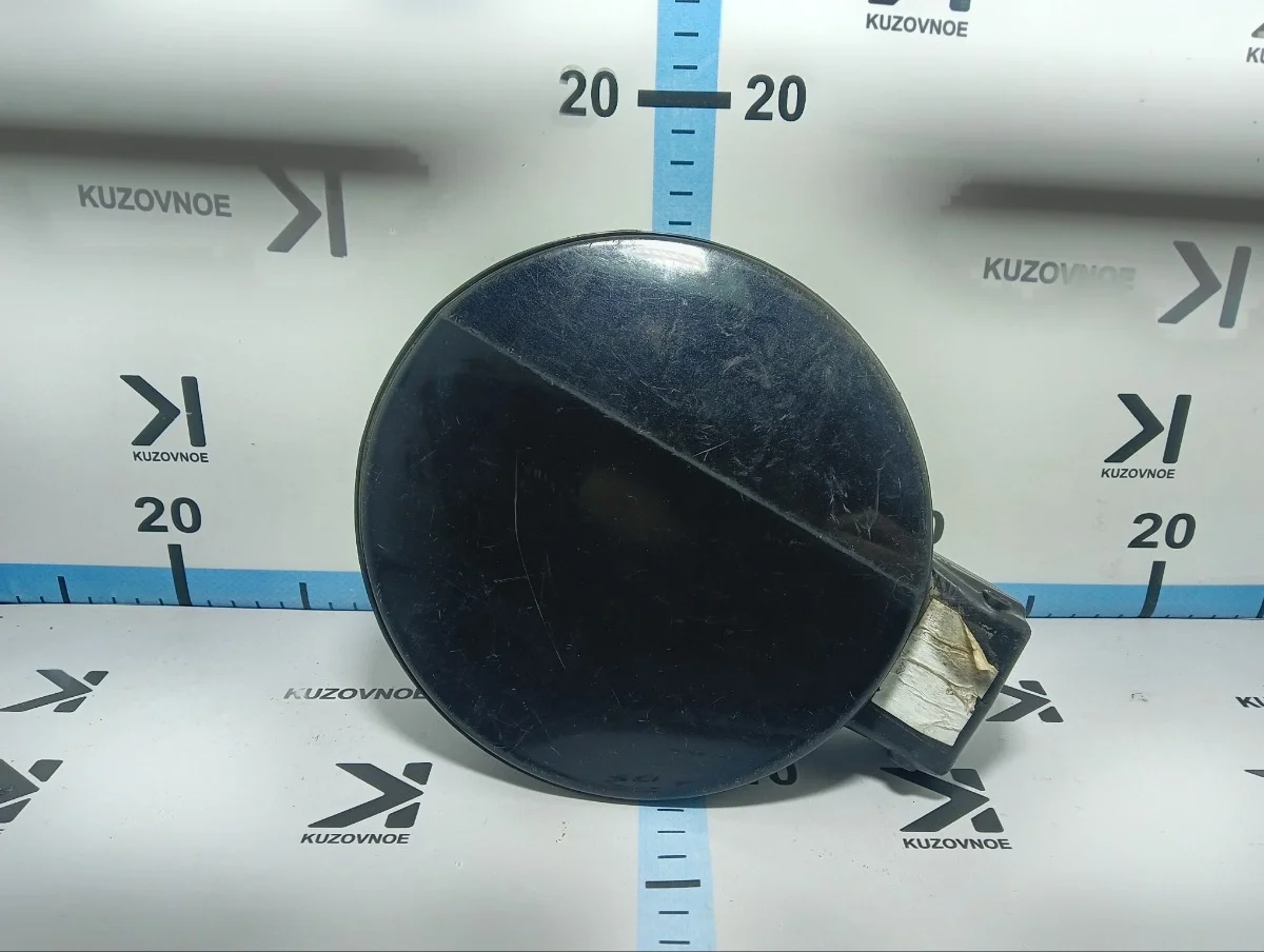 Лючок бензобака Volkswagen Passat 2006 3C2