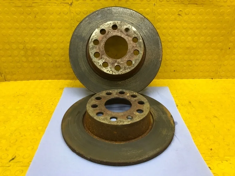 Диск тормозной Skoda Octavia 2018 5Q0615601D 5E3 CJS 298666, задний