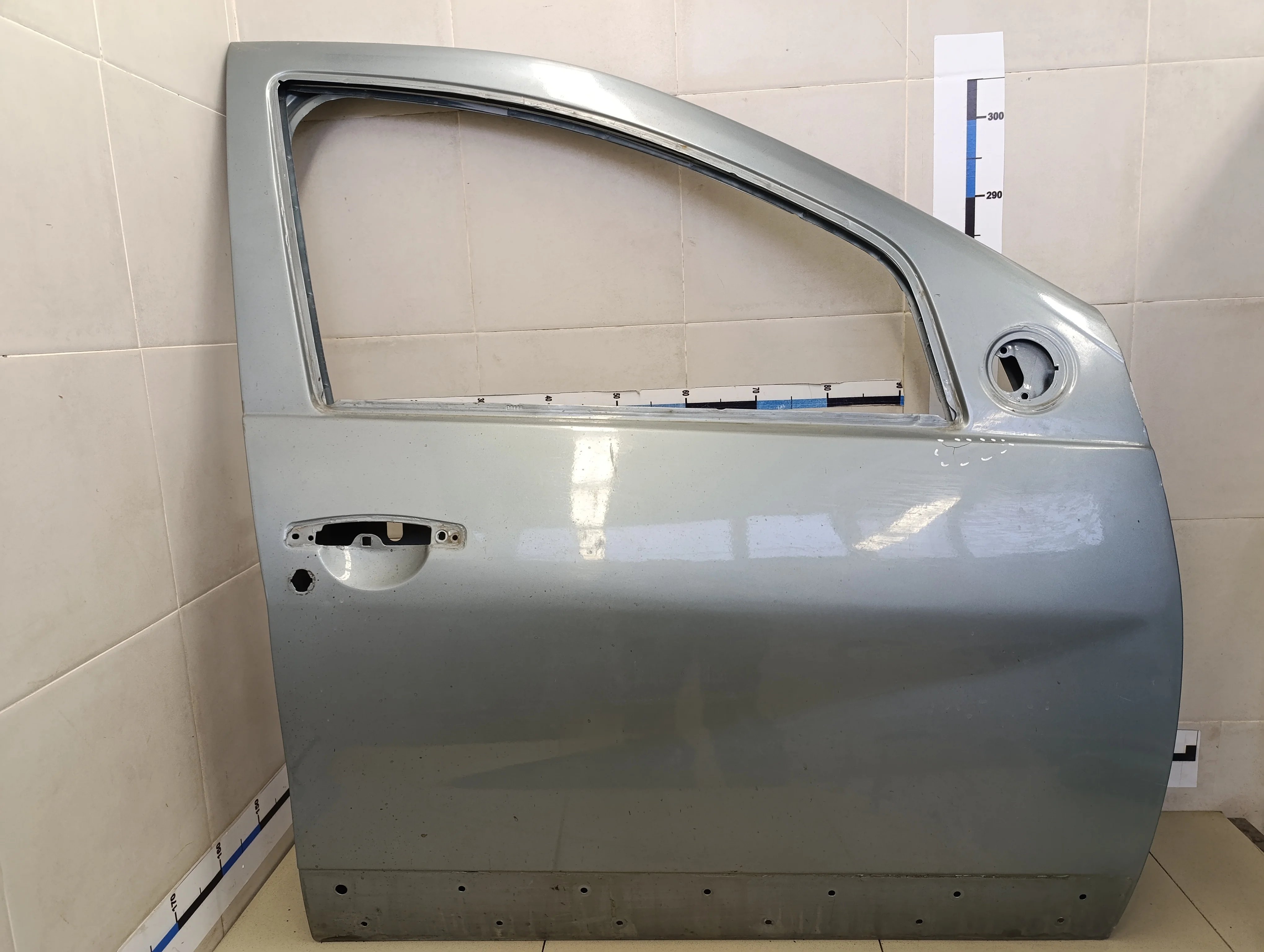 Дверь передняя правая Duster 2012>