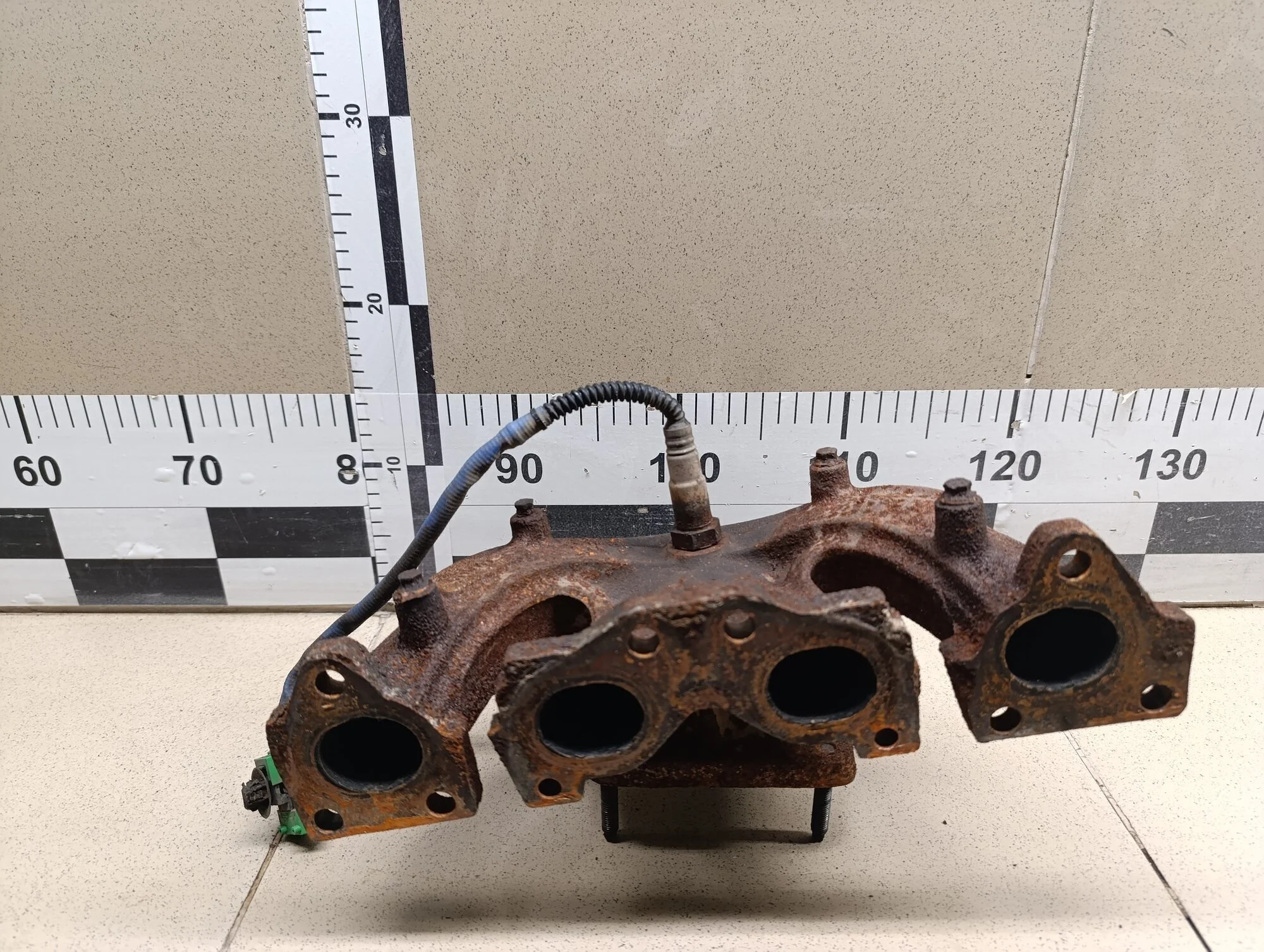 Коллектор выпускной C4 2005-2011