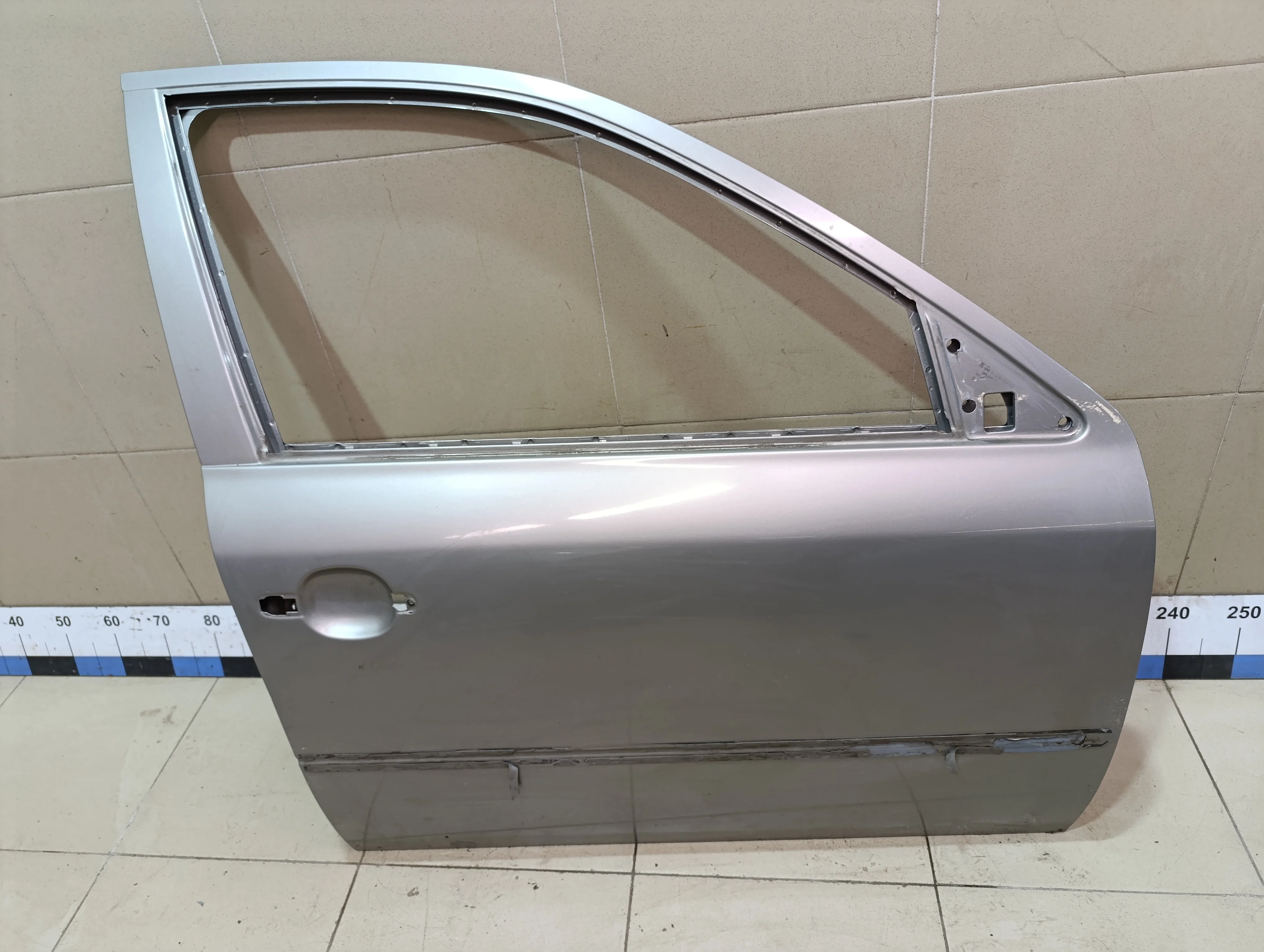 Дверь передняя правая Octavia (A4 1U-) 2000-2011