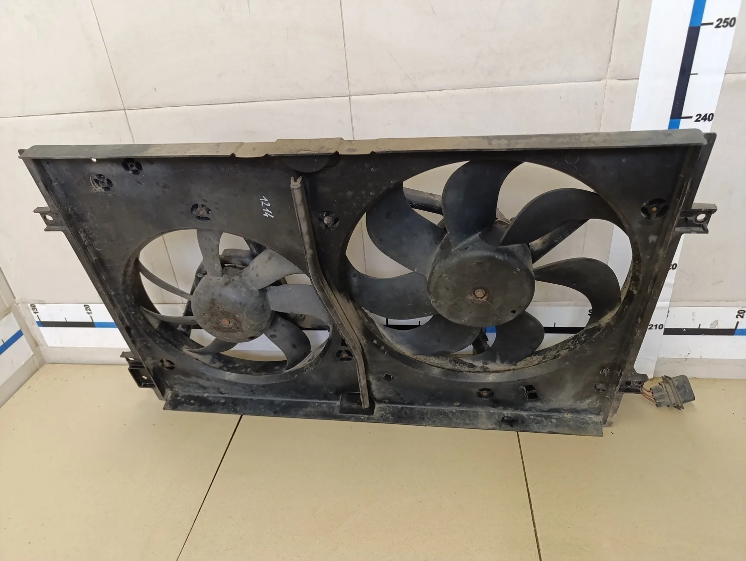 Вентилятор радиатора Octavia (A4 1U-) 2000-2011