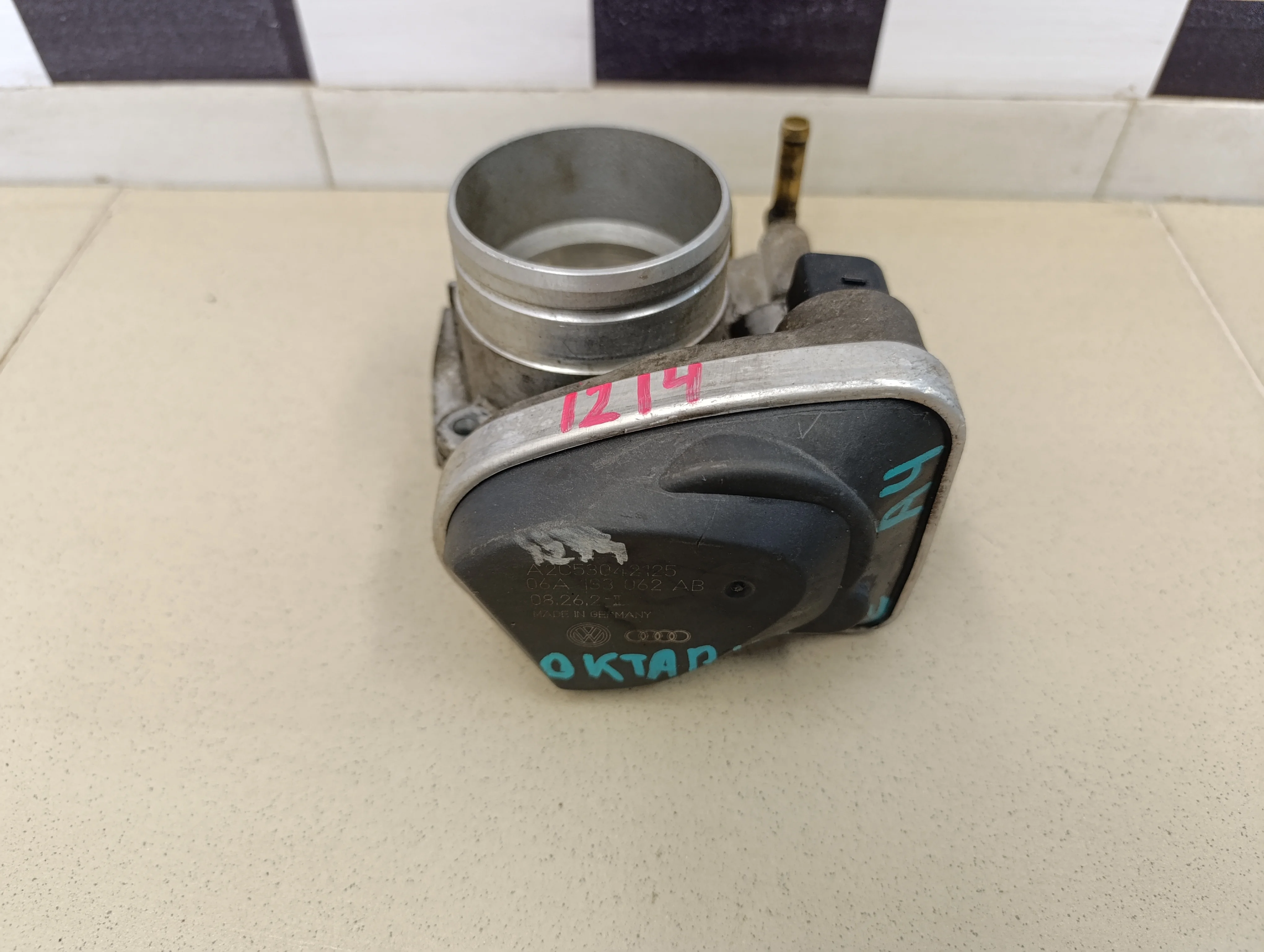 Заслонка дроссельная электрическая Octavia (A4 1U-) 2000-2011