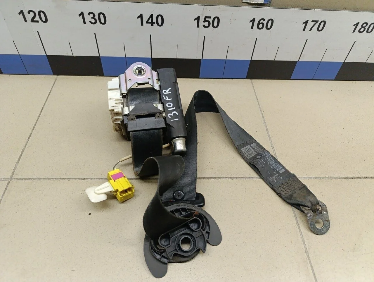 Ремень безопасности с пиропатроном Passat [B6] 2005-2010