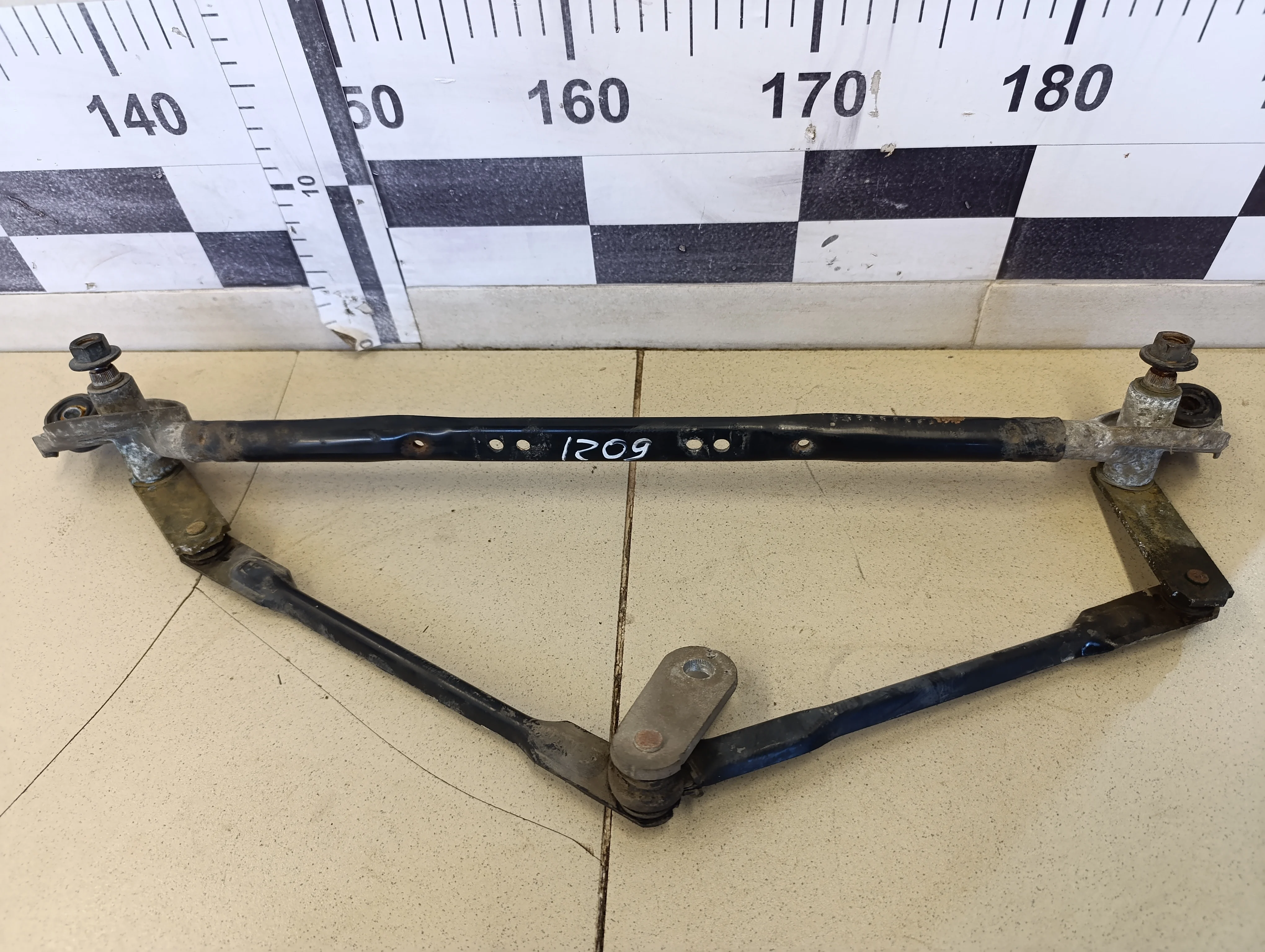 Трапеция стеклоочистителей Cerato 2004-2008