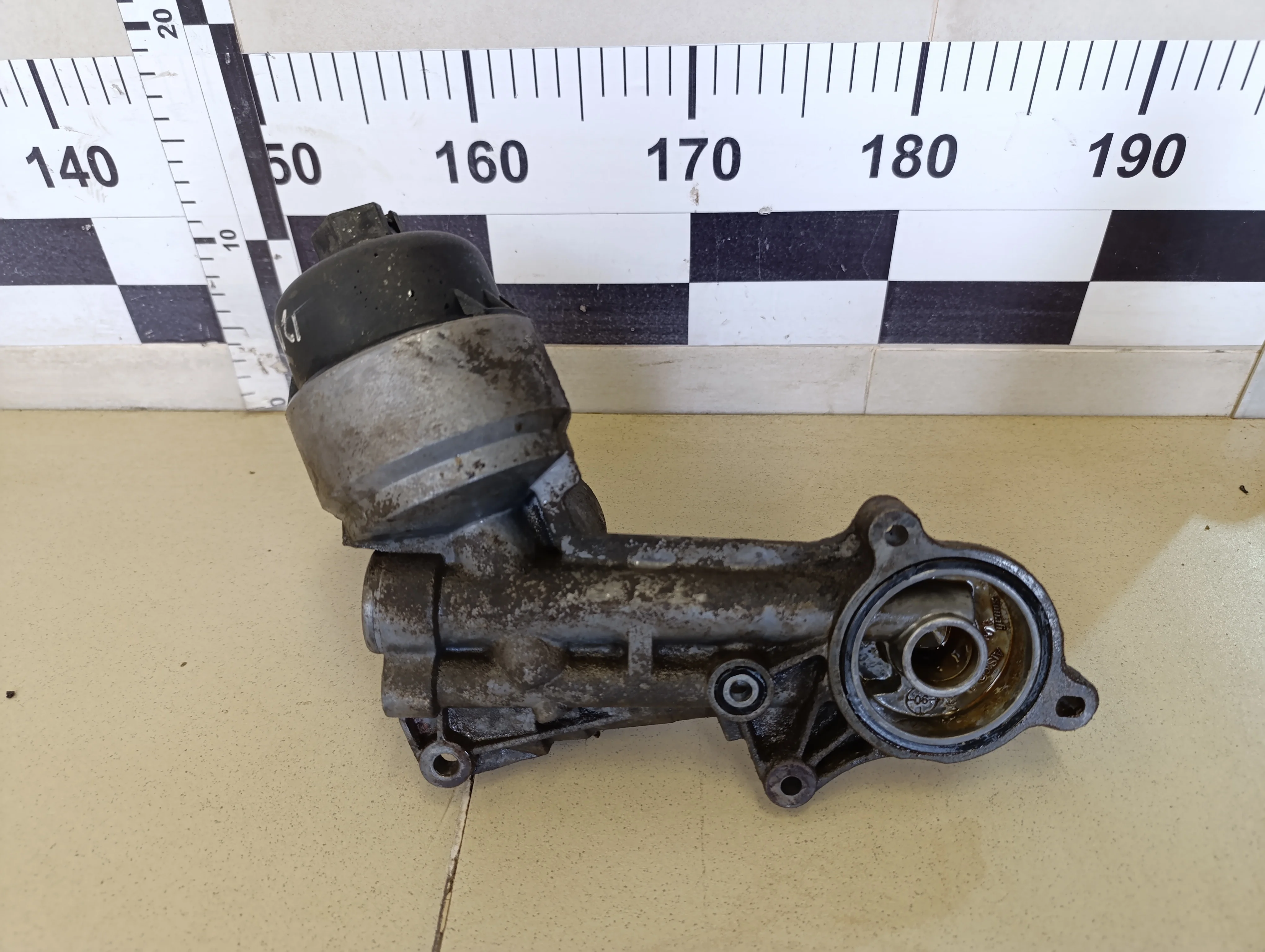 Корпус масляного фильтра C4 2005-2011