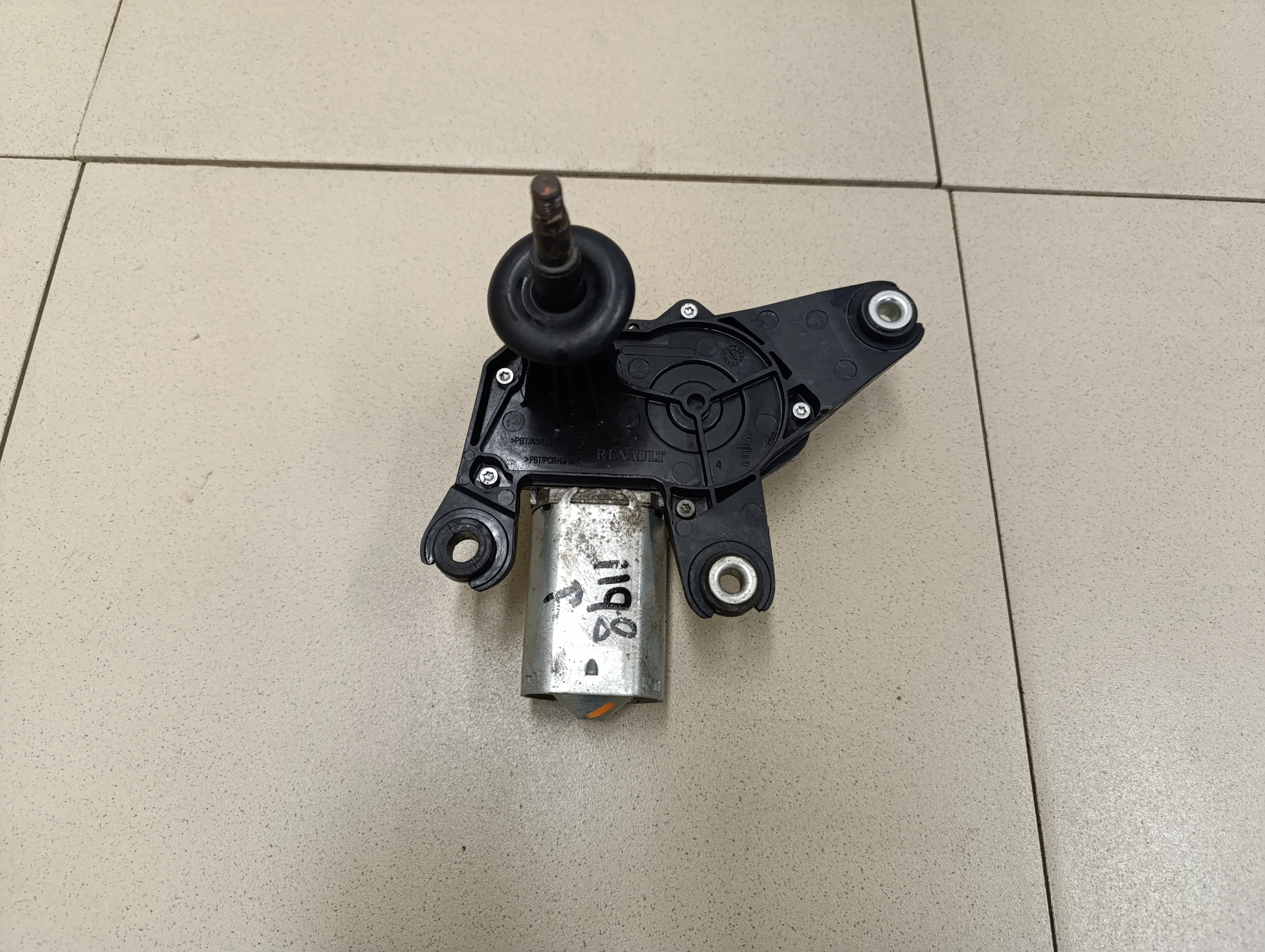 Моторчик стеклоочистителя задний Duster 2012>