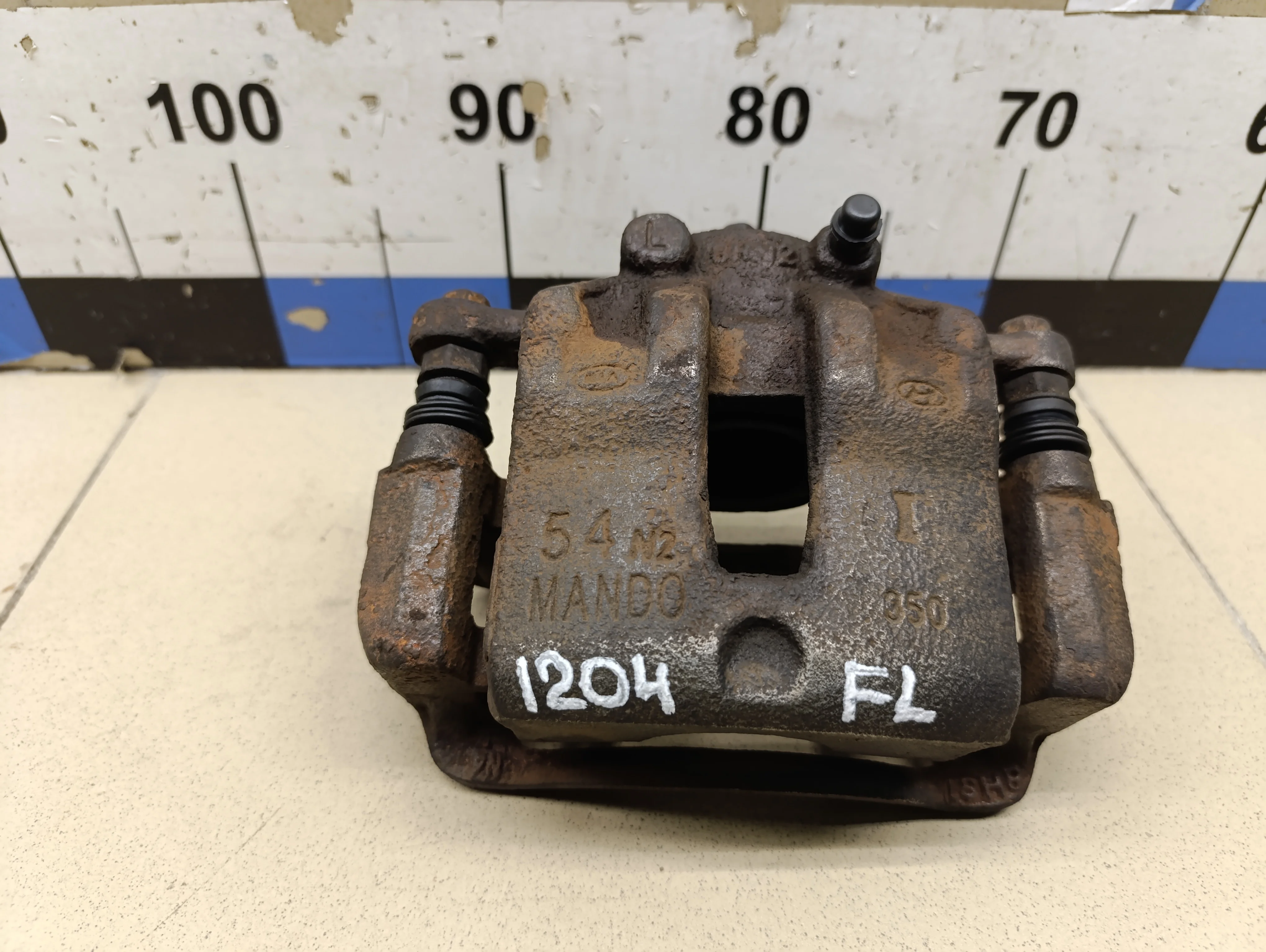 Суппорт передний левый Solaris 2017>