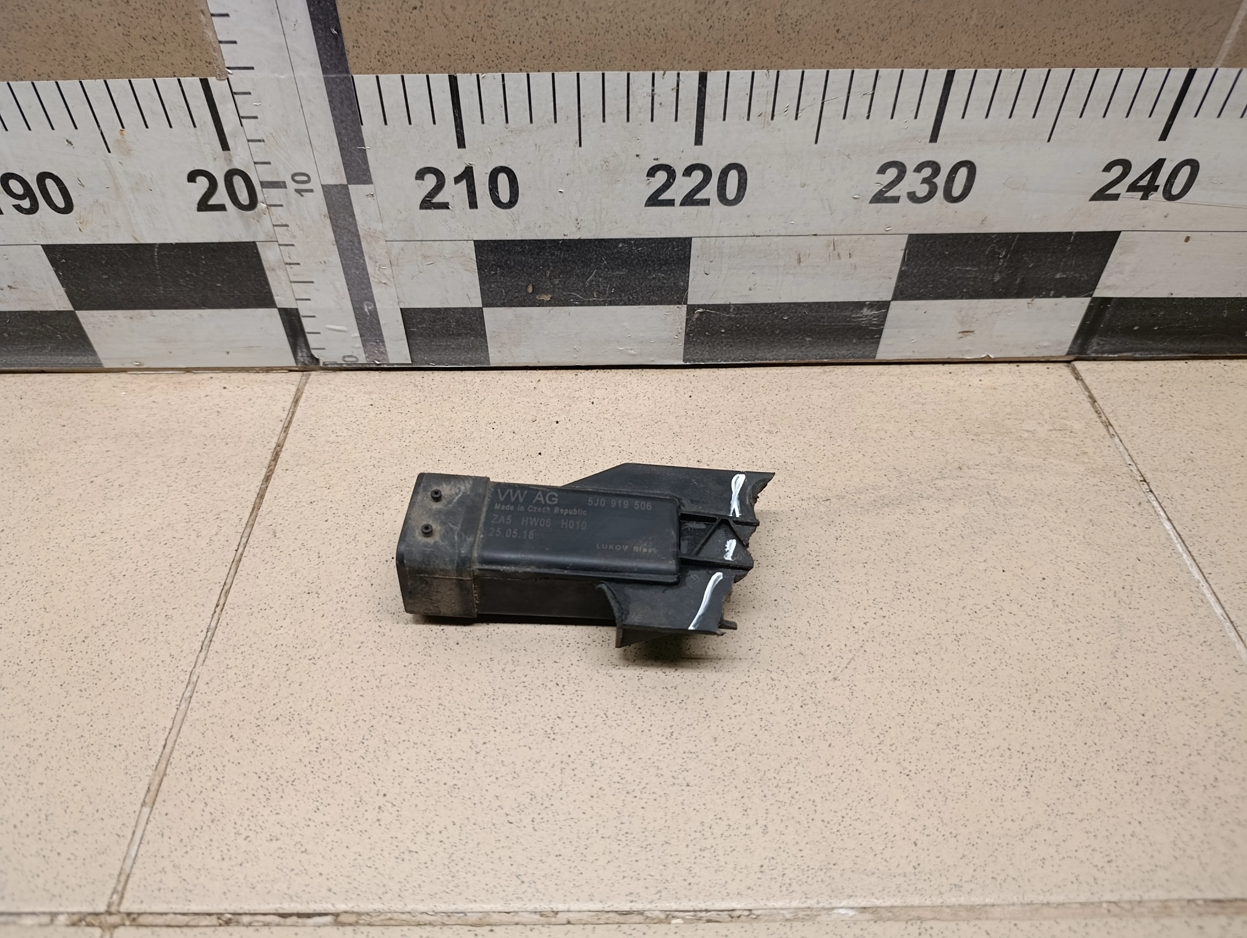 Блок управления вентилятором Fabia 2007-2015