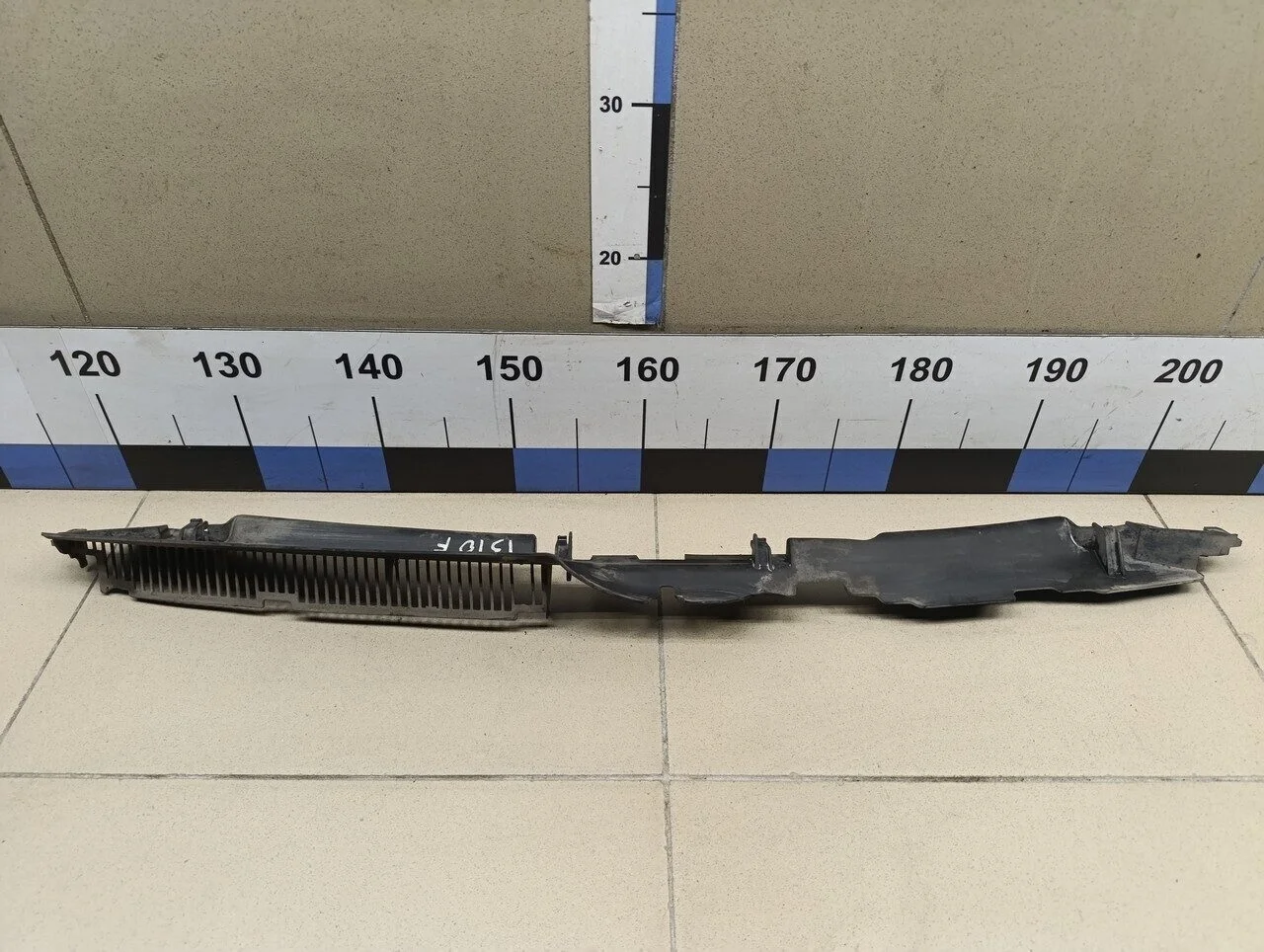 Воздуховод радиатора верхний Passat [B6] 2005-2010