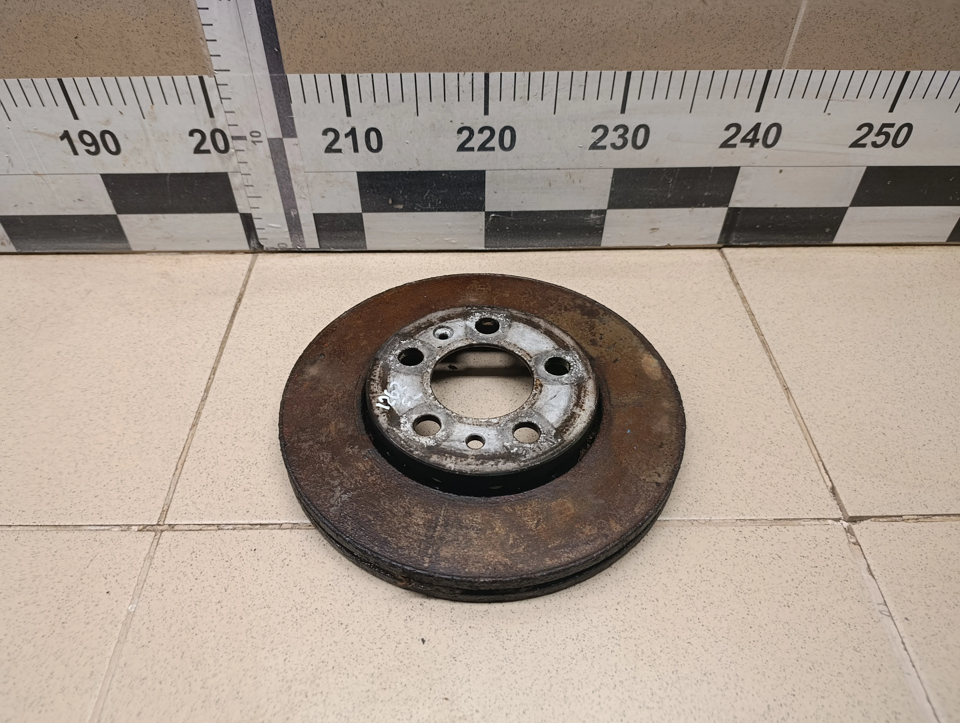 Диск тормозной передний вентилируемый A3 (8L1) 1996-2003