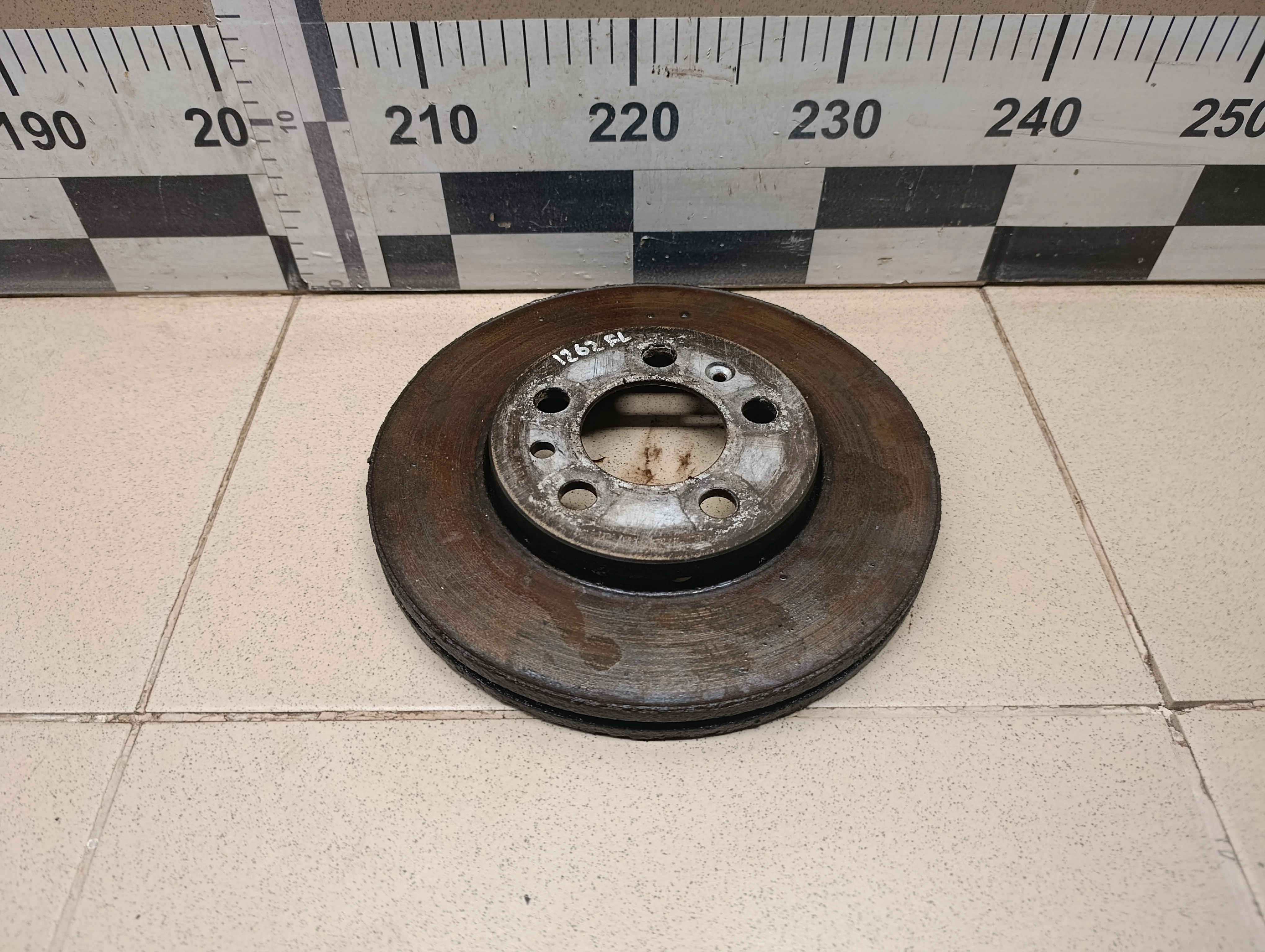 Диск тормозной передний вентилируемый A3 (8L1) 1996-2003