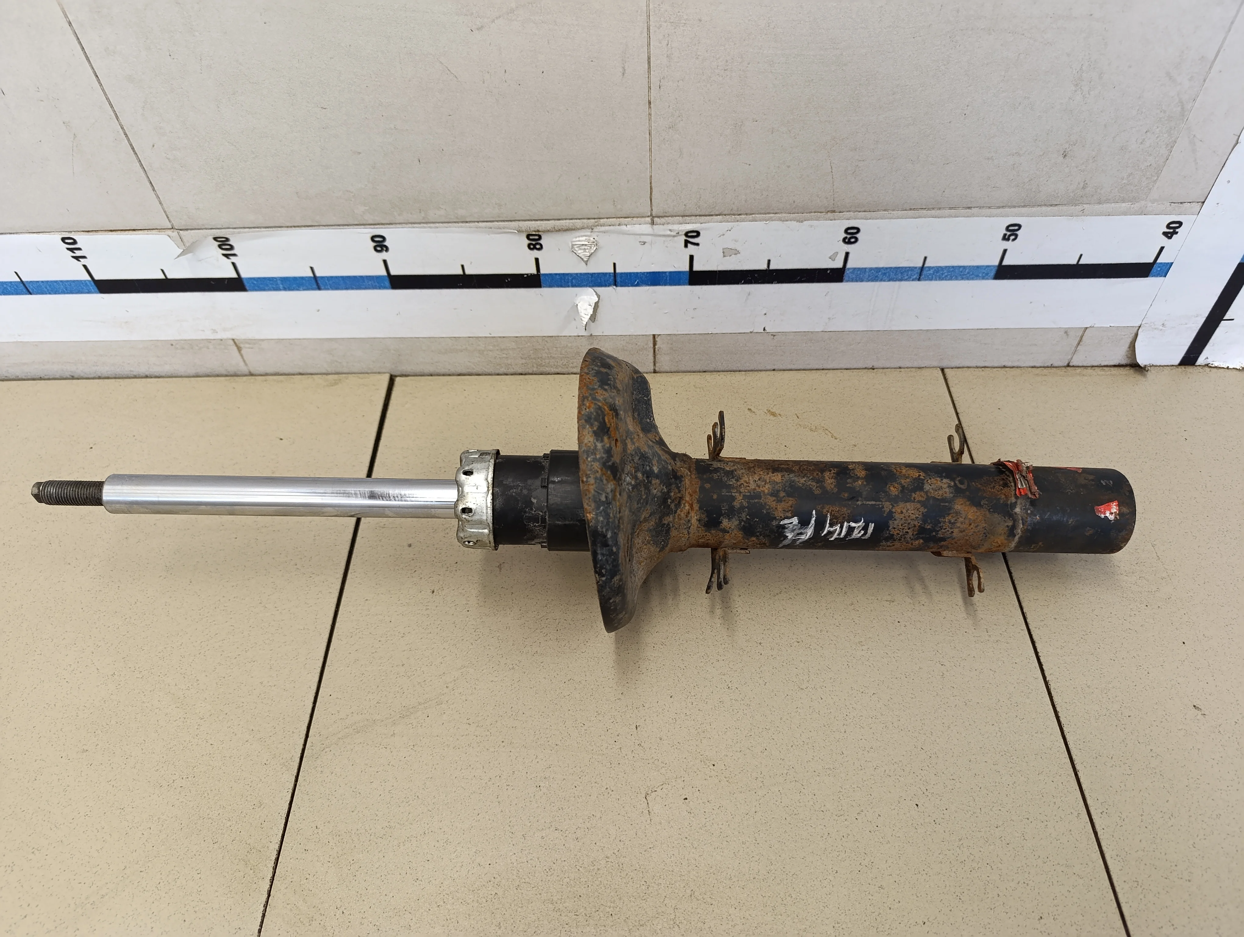 Амортизатор передний A3 (8L1) 1996-2003