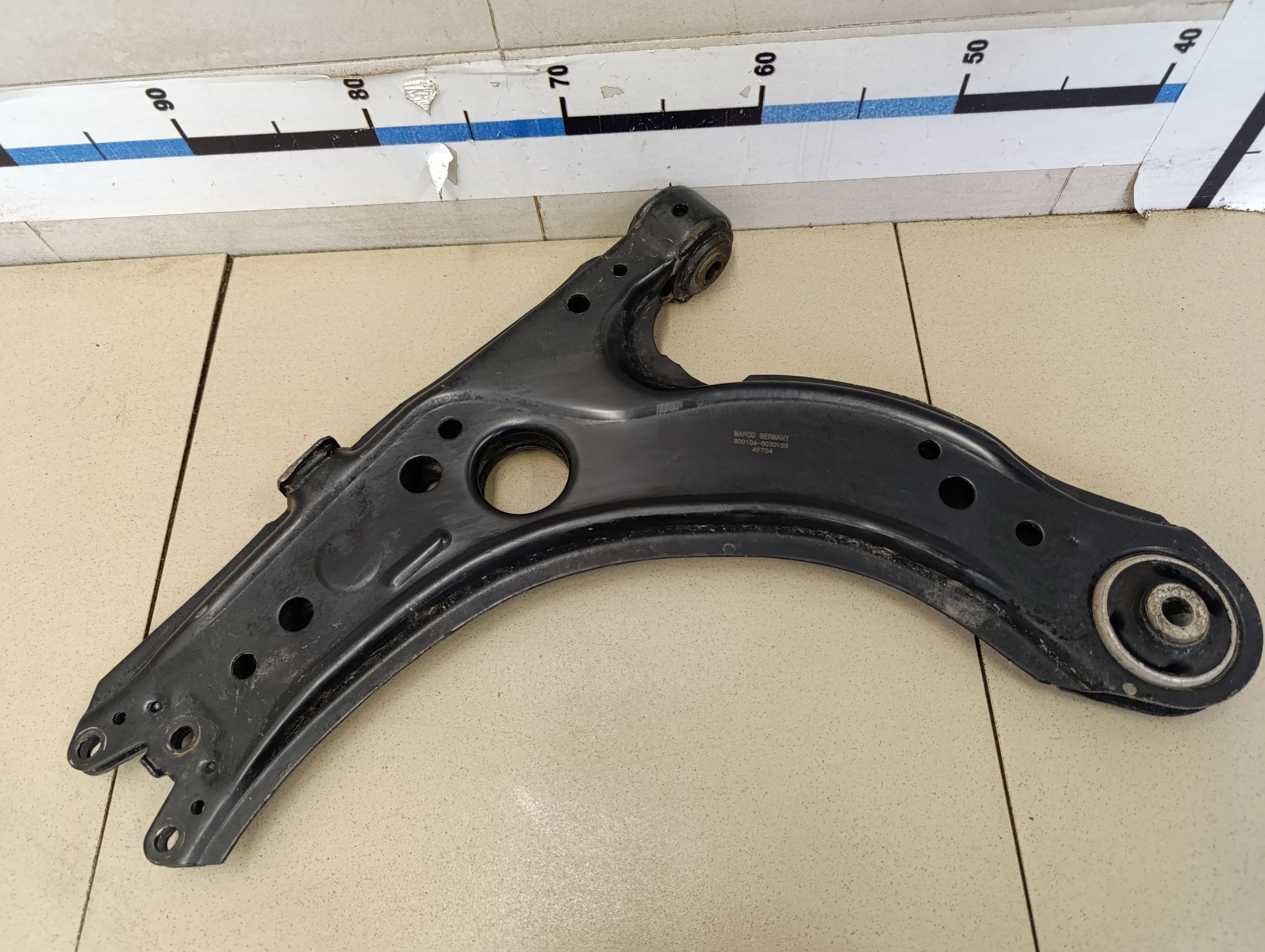 Рычаг передний левый A3 (8L1) 1996-2003